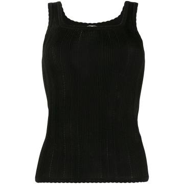 black knitted top