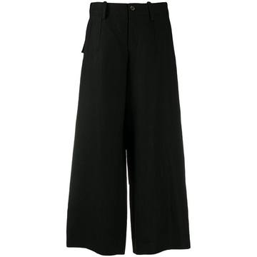 wide-leg trousers