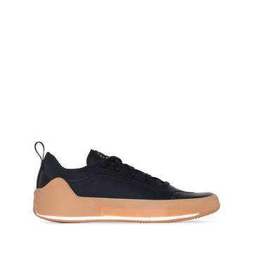 black Treino sneakers