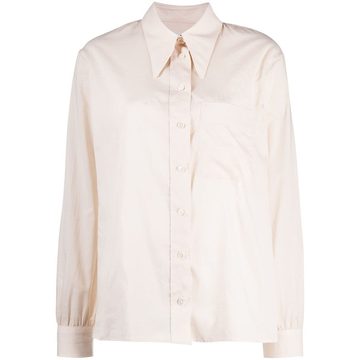 pointed-collar shirt