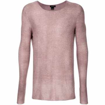 long-sleeved knitted jumper