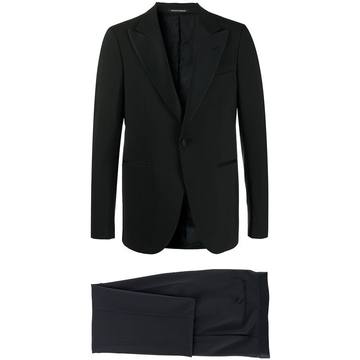 single-breasted dinner suit