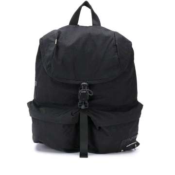 drawstring buckle-fastening backpack