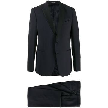 single breasted dinner suit