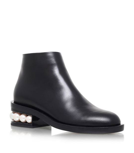 Casati Pearl Heel Ankle Boots展示图