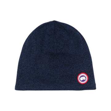 logo patch knitted beanie