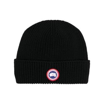 logo patch beanie