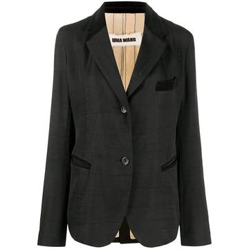 long-sleeved buttoned up blazer