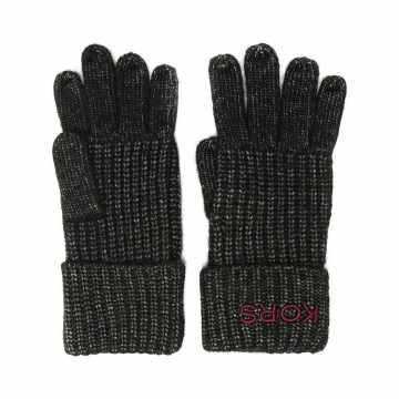 chunky knitted gloves
