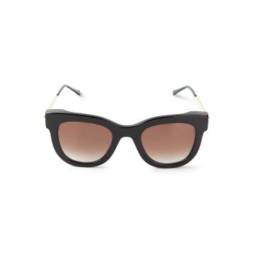 'Sexyy 101'猫眼粗框太阳眼镜