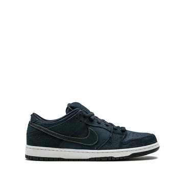 Dunk Low Pro SB sneakers