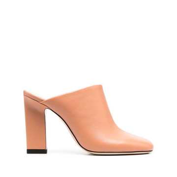 round-toe mule pumps