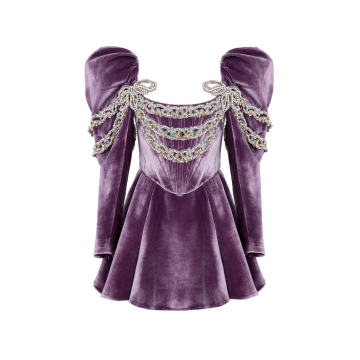 embroidered flounce m��n�� dress w��th puffy shoulders