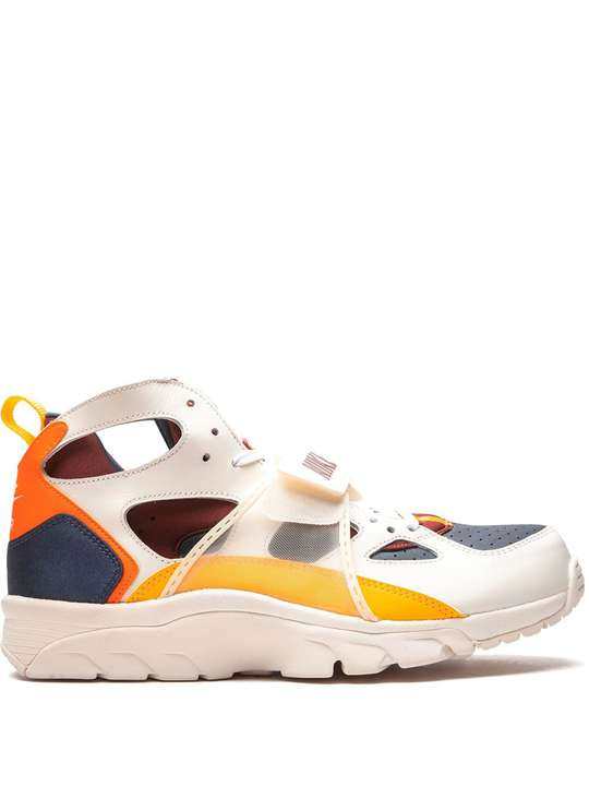 Air Trainer Huarache 运动鞋展示图