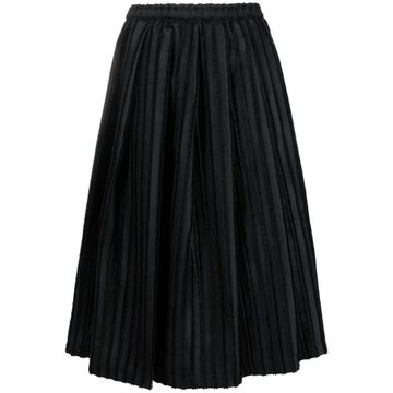 pleated midi skirt