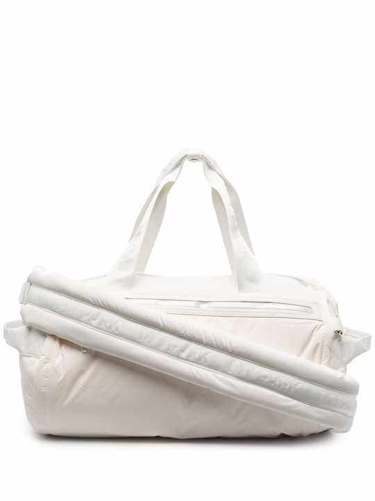 x Ivy Park padded duffel bag展示图