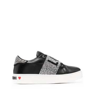 logo-studded low-top sneakers