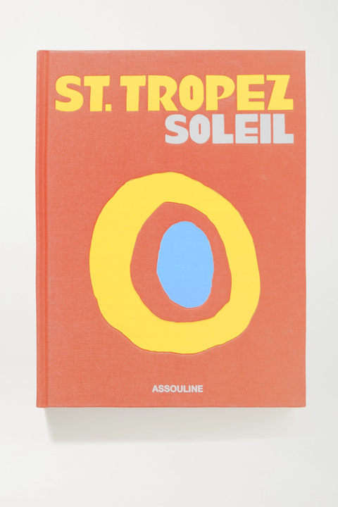 《St. Tropez Soleil》，作者：Simon Liberati，硬皮精装本展示图