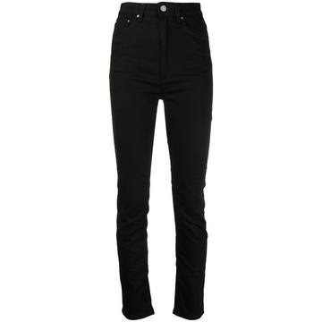 slim fit jeans