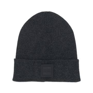 knitted beanie