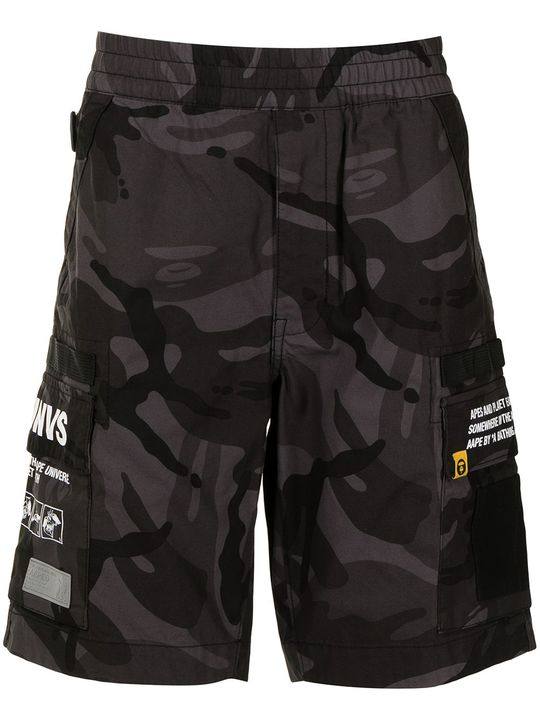 camouflage-print cargo shorts展示图