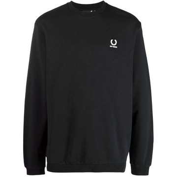 long-sleeve sweatshirt