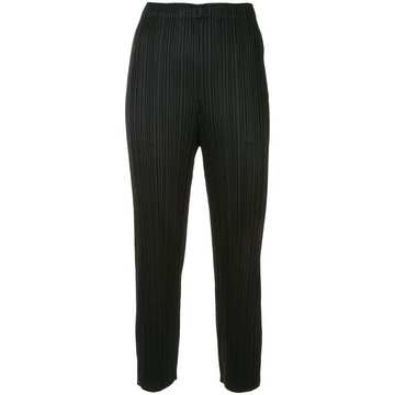 pleated cropped trousers