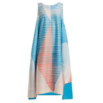 Pleated triangular-print dress