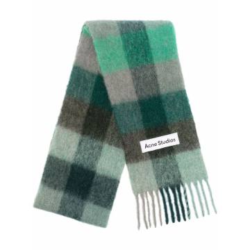 Vally checked knitted scarf