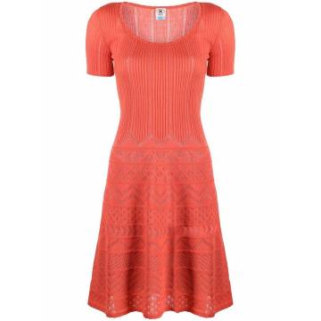 zigzag-knit scoop neck dress