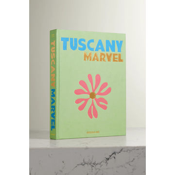 《Tuscany Marvel》，作者：Cesare Cunaccia，硬皮精装本