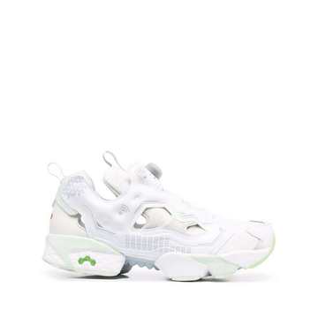 Instapump Fury 运动鞋