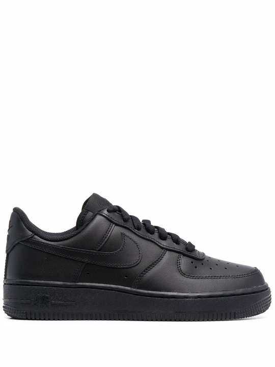 Air Force 1 '07 板鞋展示图