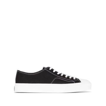 City low-top sneakers