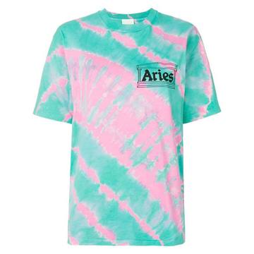 tie-dyed T-shirt