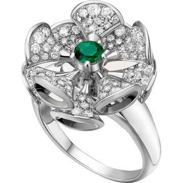 Divas' dream ring 18 克拉白金、钻石和绿宝石戒指