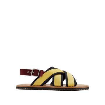 Crossover canvas sandals