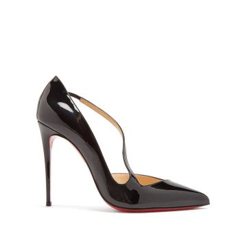 Jumping patent-leather pumps