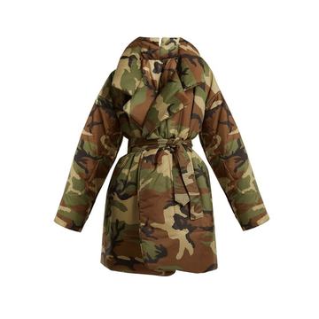 Camo-print sleeping bag knee-length coat