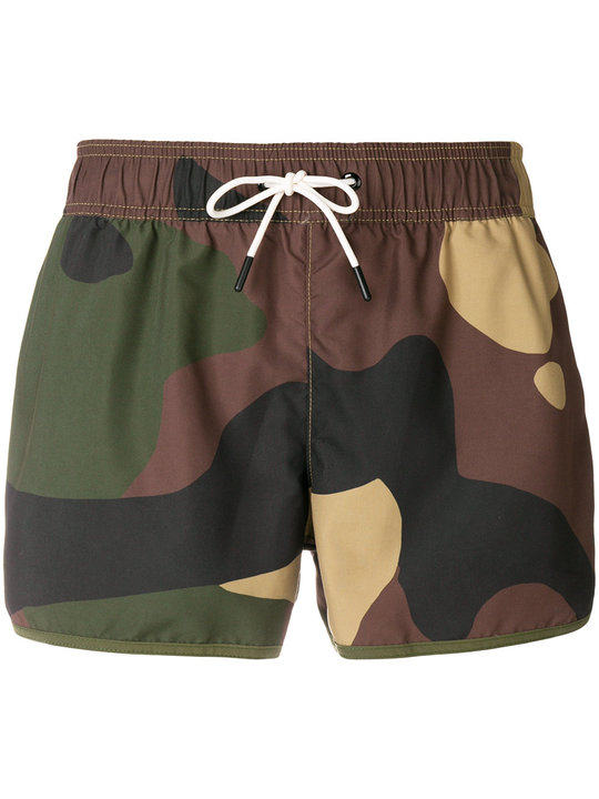 camouflage print swimming trunks展示图