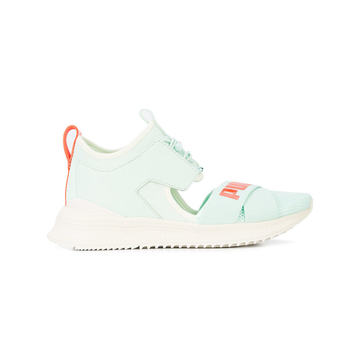 cut-out front Avid sneakers