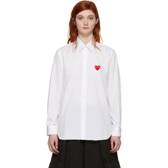 White Men's Fit Heart Patch Shirt展示图