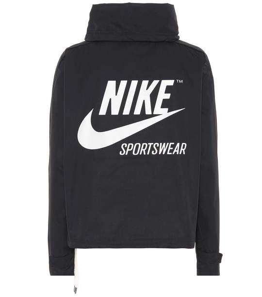 Sportswear Archive夹克展示图